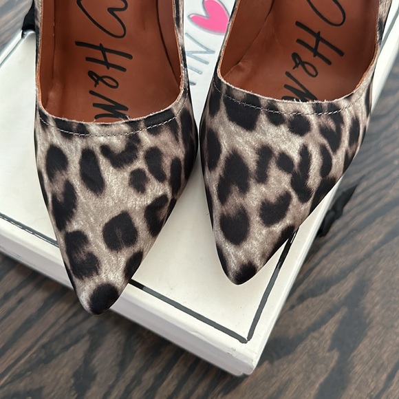 Brand new never worn collectible Lanvin x H&M leopard heels - Picture 3 of 9